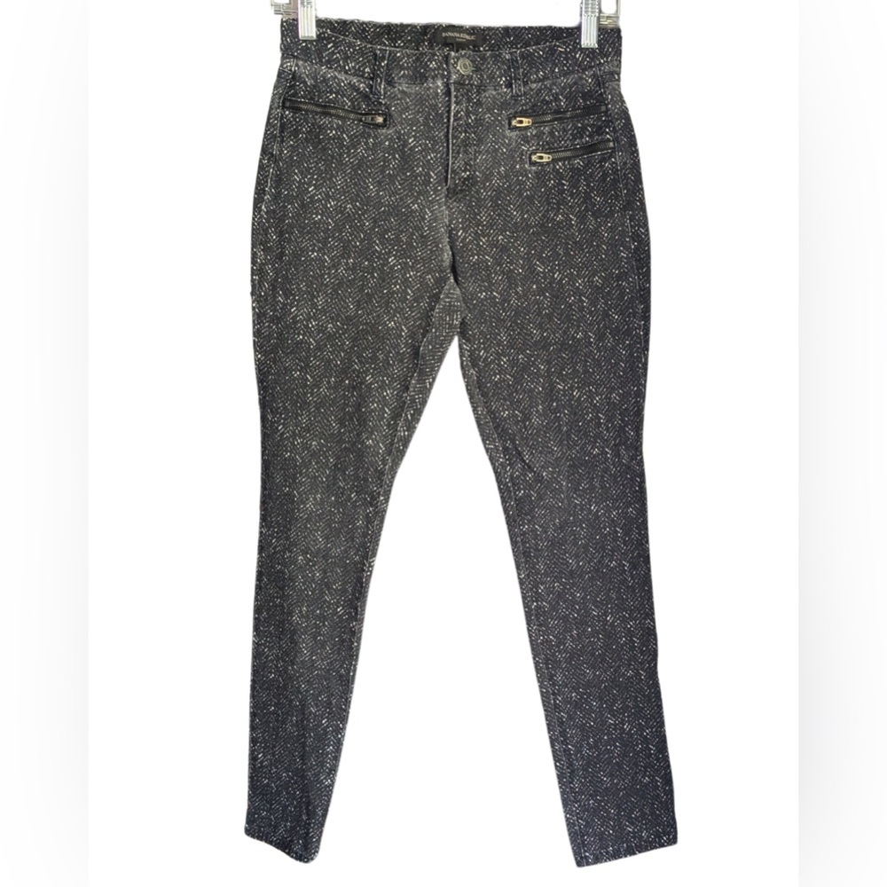 Banana Republic Black and White Skinny Pants